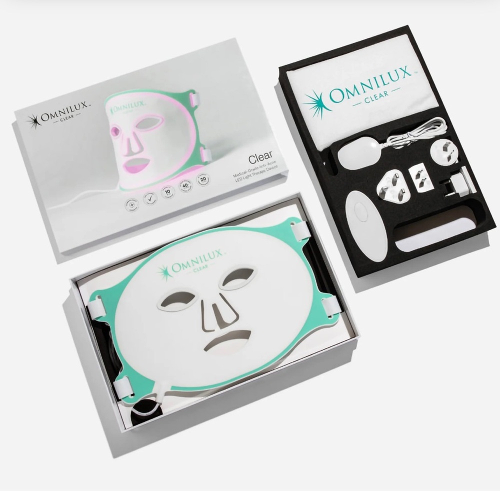 OMNILUX Clear Skin LED Mask - Picture 1 of 6